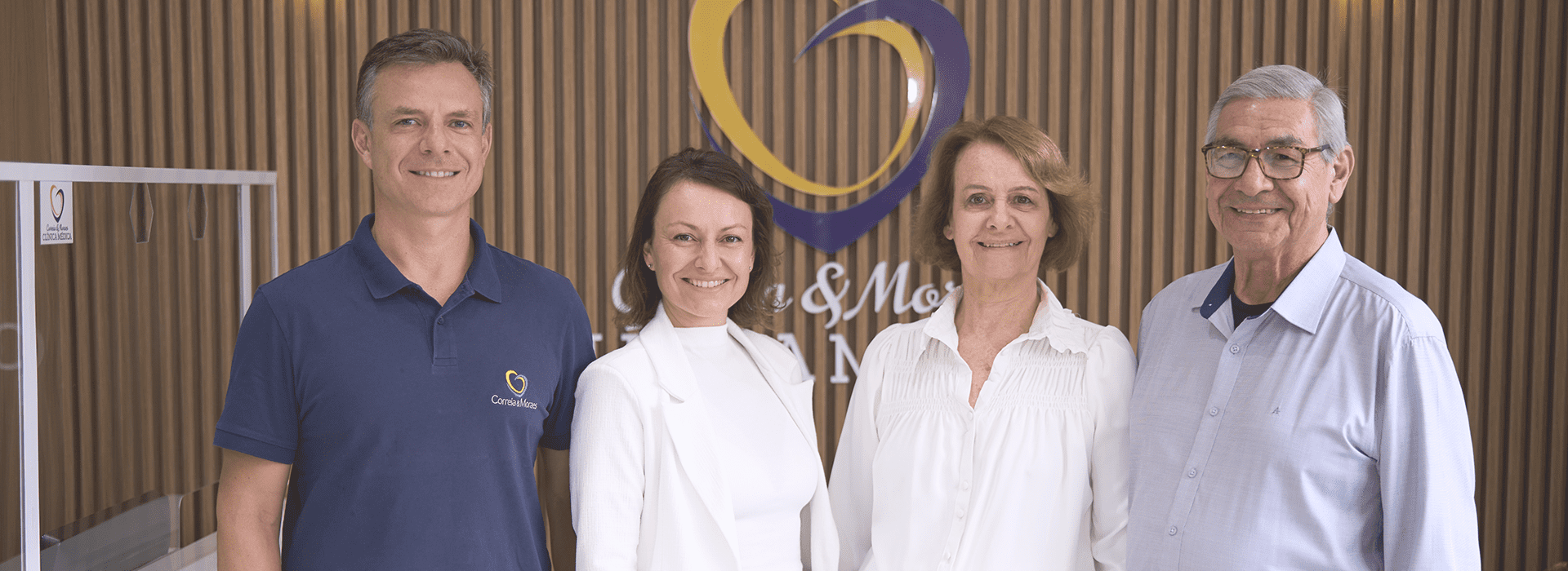 Olavo Neto, Tacyanne, Angela e Olavo — a família Correia & Moraes
